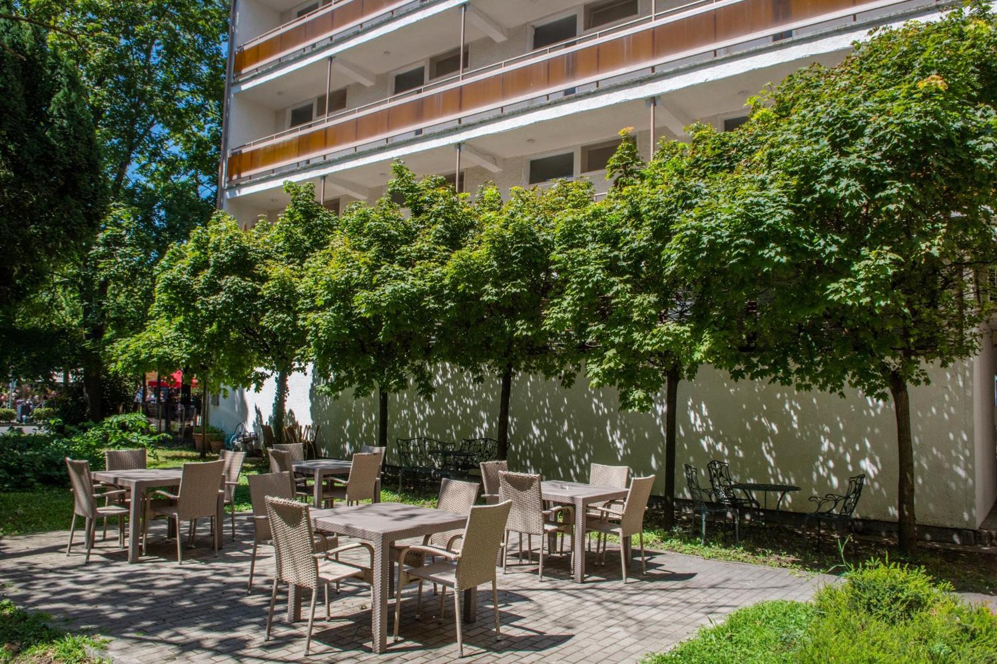 Ce Napfeny Hotel Siófok Exterior foto