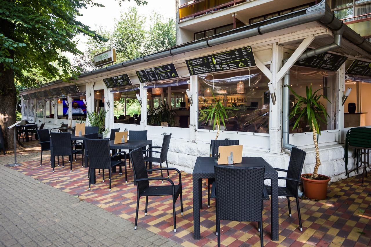 Ce Napfeny Hotel Siófok Exterior foto